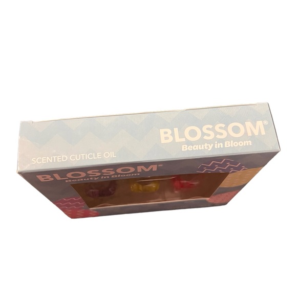 Blossom and Beauty Scented Cuticle Oil Lavender Jasmine and Rose NWT - Picture 4 of 4
